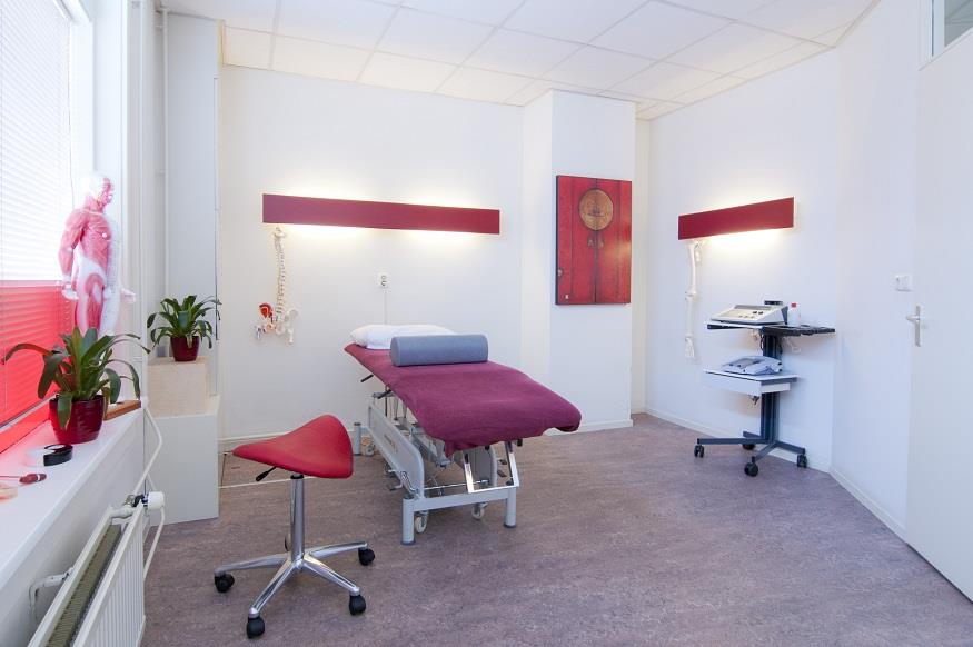 praktijk-hoograven-fysiotherapie-acupunctuur-behandelkamer-2